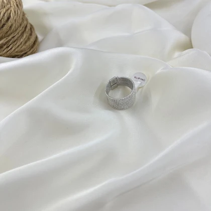 انگشتر زنانه ژوپینگ مدل درخشان توری تراش دار چند ردیفه نقره‌ای