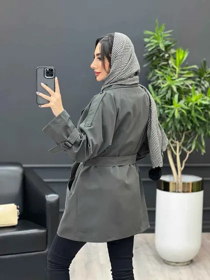 بارانی شش دکمه ژیله گرد کوتاه
