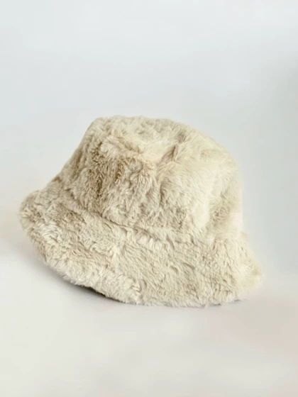 ست کلاه باکت و گوش گیر زمستانی زنانه مدل pilo