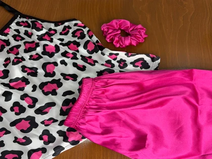 ست تاپ و شلوارک طرح پلنگی 047