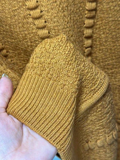 بافت پشت دکمه‌دار