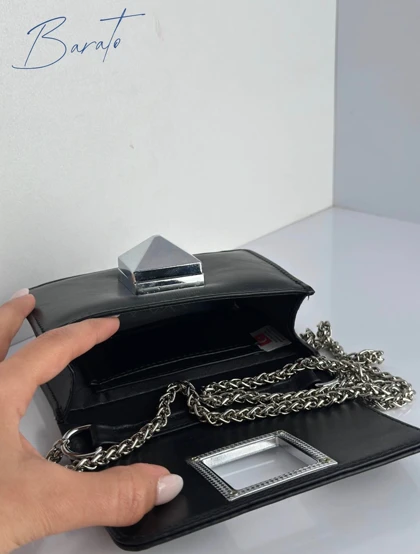 کیف پاسپورتی دخترانه مدل بارسی کد 2530