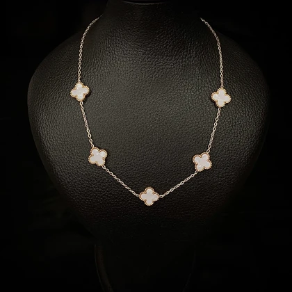 گردنبند ونکلیف سفید D23