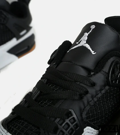 کتانی ساق‌دار زنانه و مردانه مشکی سفید Nike air jordan 4 مدل 6466