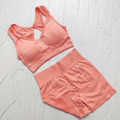 نیم‌تنه و شورتک ورزشی کد 137