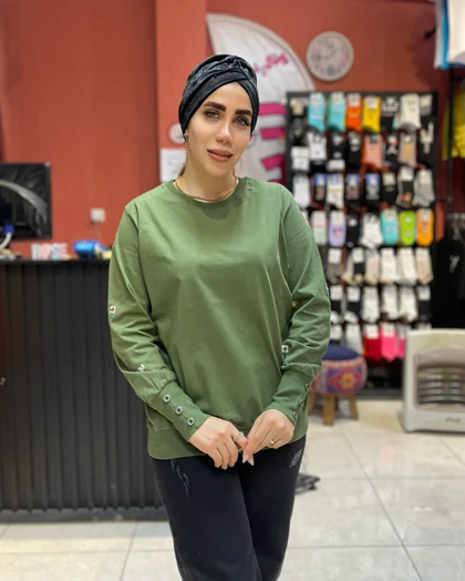 بلوز آستین گلدوزی سه دکمه