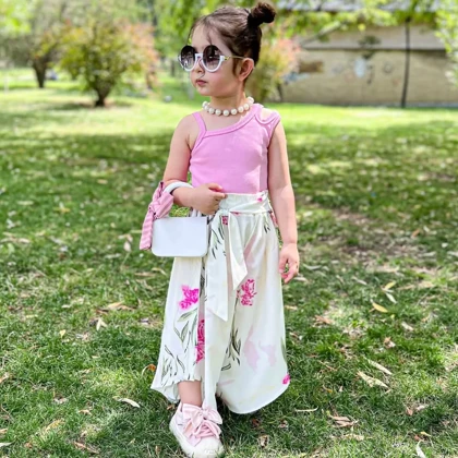 کراپ شلوار ساحلی دخترانه