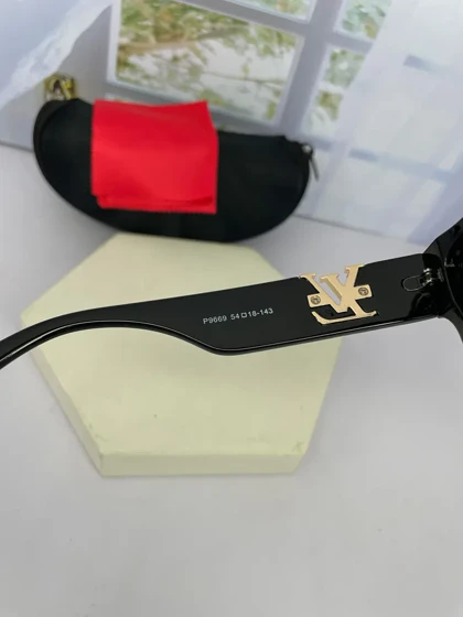 عینک آفتابی زنانه لویی ویتون 9669