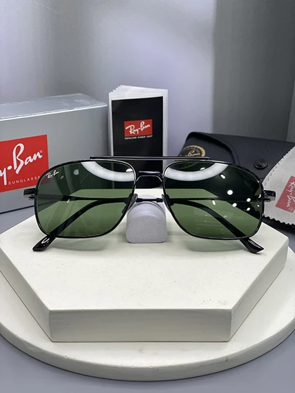 Ray-Ban RB8096 مدل جدید با عدسی سبز و فریم فلزی مشکی مات