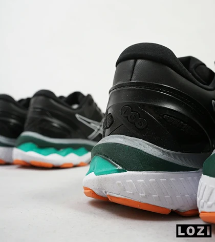 کتانی بزرگ پا مشکی ASICS GEL-KAYANO 27
