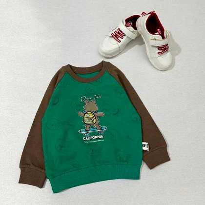 بلوز بچه گانه دورس سبز طرح خرس کیفدار