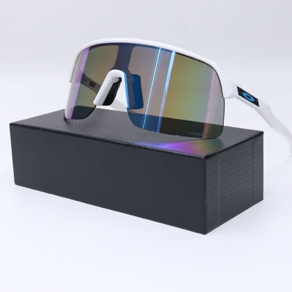 عینک از برند OAKLEY کد 181419