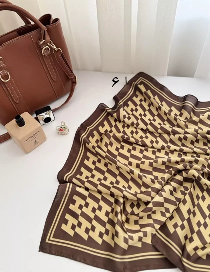 مینی اسکارف