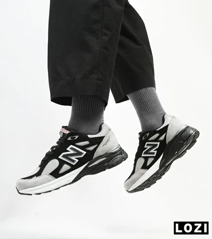کفش کتانی مشکی طوسی NEW BALANCE 990