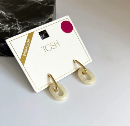 گوشواره حلقه‌ای آویز TOSH طرح زنجیر با سنگ (طلایی)