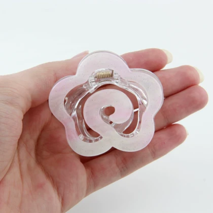 کلیپس زنانه مدل گل کوچک رنگی