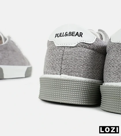 کفش کتانی مردانه طوسی سفید PULL & BEAR مدل 7450