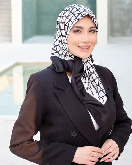 روسری کاریان ابرریشم کجراه (سایز 90) 30105