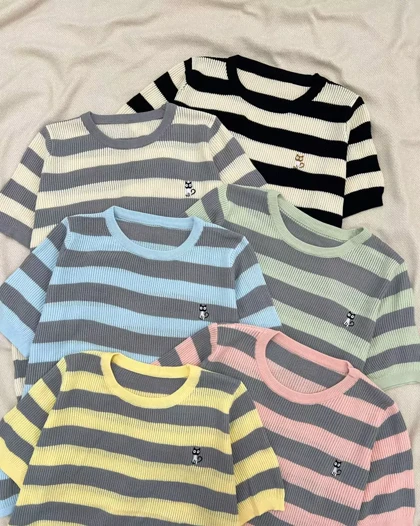 بلوز بافت راه راه گلدوزی شده کد 5531