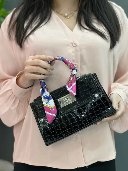 کیف دسته پارچه ای قفل چرخشی