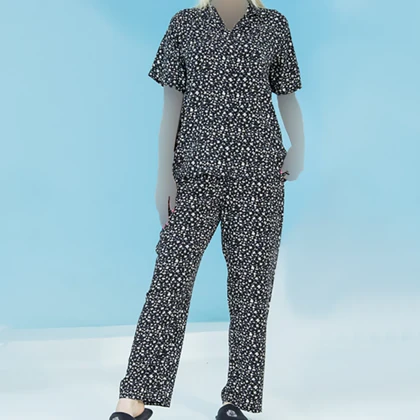 ست زنانه پیراهن آستین کوتاه و پیژامه طرحدار مشکی بلکس (نیکوتن پوش) کد 63416