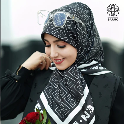 فندورا Medium Scarf