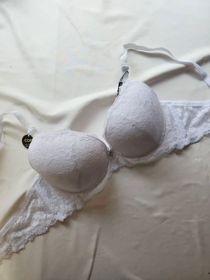 سوتین تک اسفنجی تمام دانتل RUMU کد: 3921