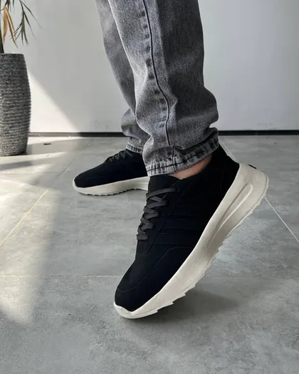 کتانی ADIDAS رانینگ رنگ مشکی