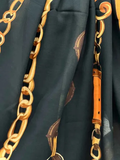 شال طرح زنجیر و کمربندی
