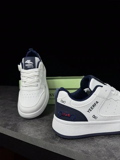 ونس دخترانه مدل هلوکیتی