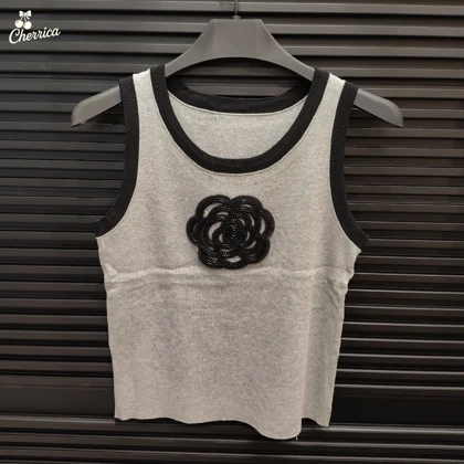 تاپ زنانه گل‌دار وارداتی کد 13