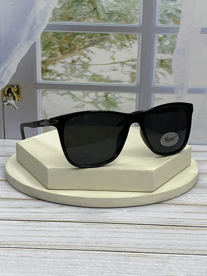 عینک آفتابی پرسول P6808 فریم کائوچو قهوه‌ای و عدسی پلی‌کربنات UV400 پلاریزه