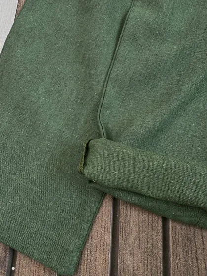 کراپ شلوار دختر مو گوجه ای