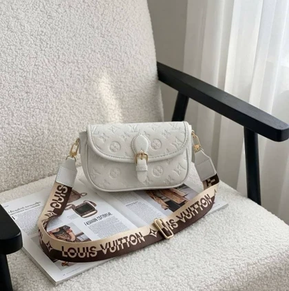 کیف دوشی زنانه سامیا
