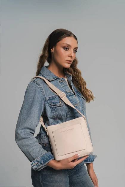 کیف دوشی زنانه دیوید جونز DAVID JONES مدل CM7494