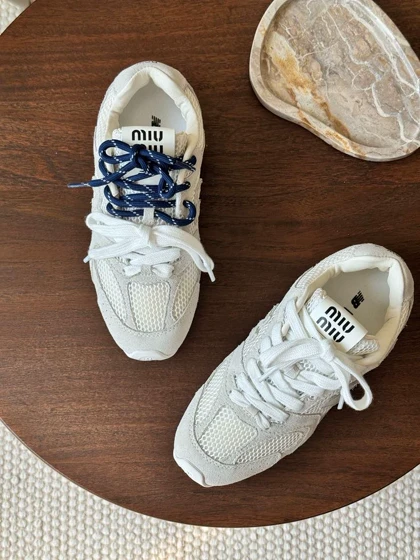 کتانی نیوبالانس میو میو