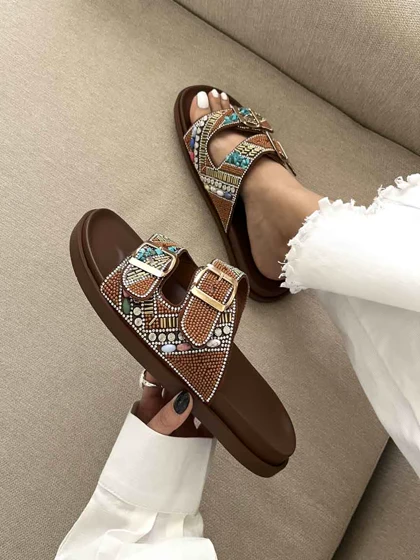 صندل نگین‌دار