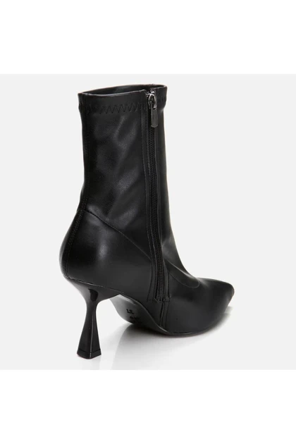 بوت و نیم بوت زنانه yaya-by-hotic yaya-by-hotic