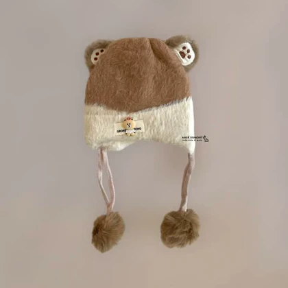 کلاه زمستانه نوزادی بند دار طرح خرس