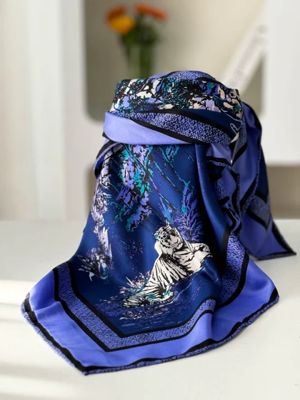روسری Dior ابریشم دور دست دوز (قواره 90) 30147
