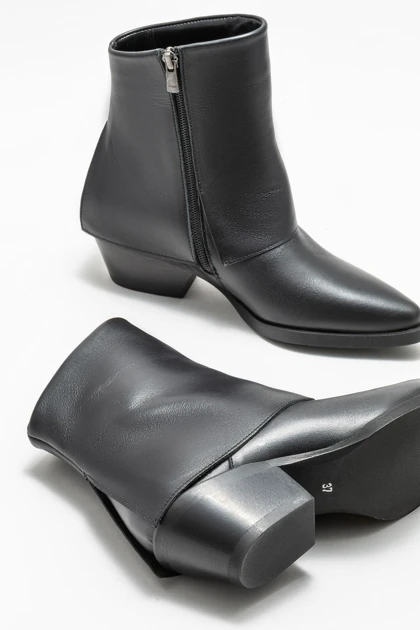 بوت و نیم بوت زنانه اله elle