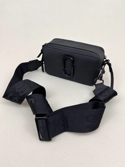 کیف زنانه پاسپورتی مارک جاکوبس MARC JACOBS کد 1601