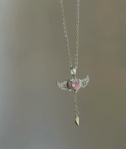 گردنبند قلب بالدار آنجل