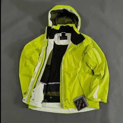 SIZE M-L کاپشن اسکی گورتکس حرفه ای اورجینال PEAK PERFORMANCE سوئد