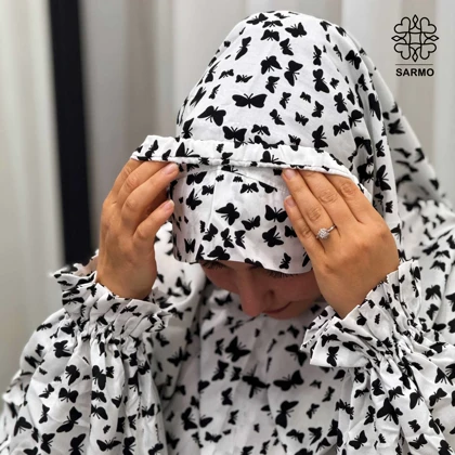 چادرنماز آستین‌دار پروانه