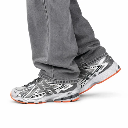 کتانی بزرگ پا نیوبالانس 1906 طوسی سفید New BALANCE 1906