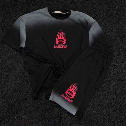 ست تیشرت شلوارک پشت چاپ بلنسیاگا مشکی با چاپ صورتی خفن کیفیت عالی