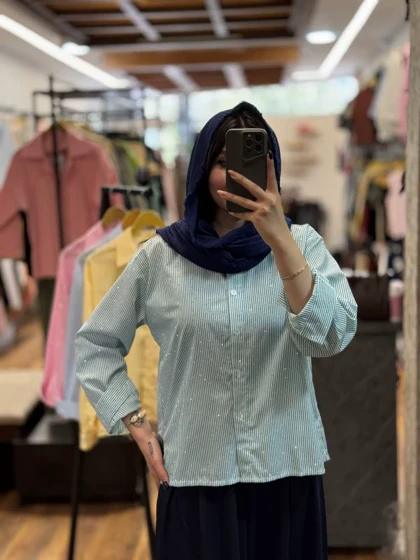 شومیز راه راه نگین‌دار