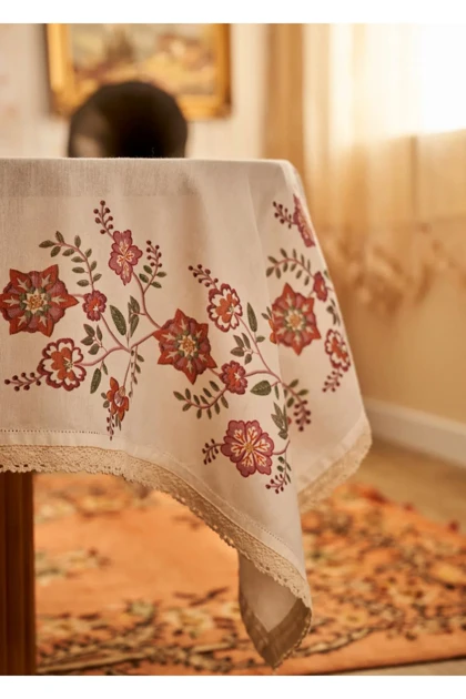 رومیزی Bella Maison مدل Grandma Kopanakili پلی‌استر - شیری