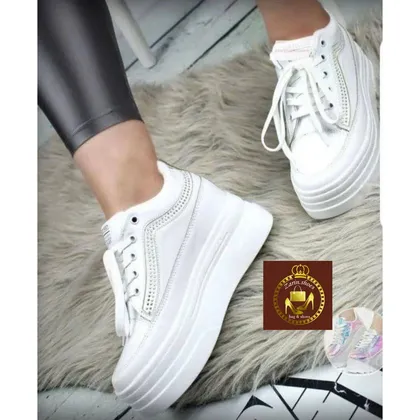 کتانی زنانه لژدار اسنیکرز نگینی مدل کروز